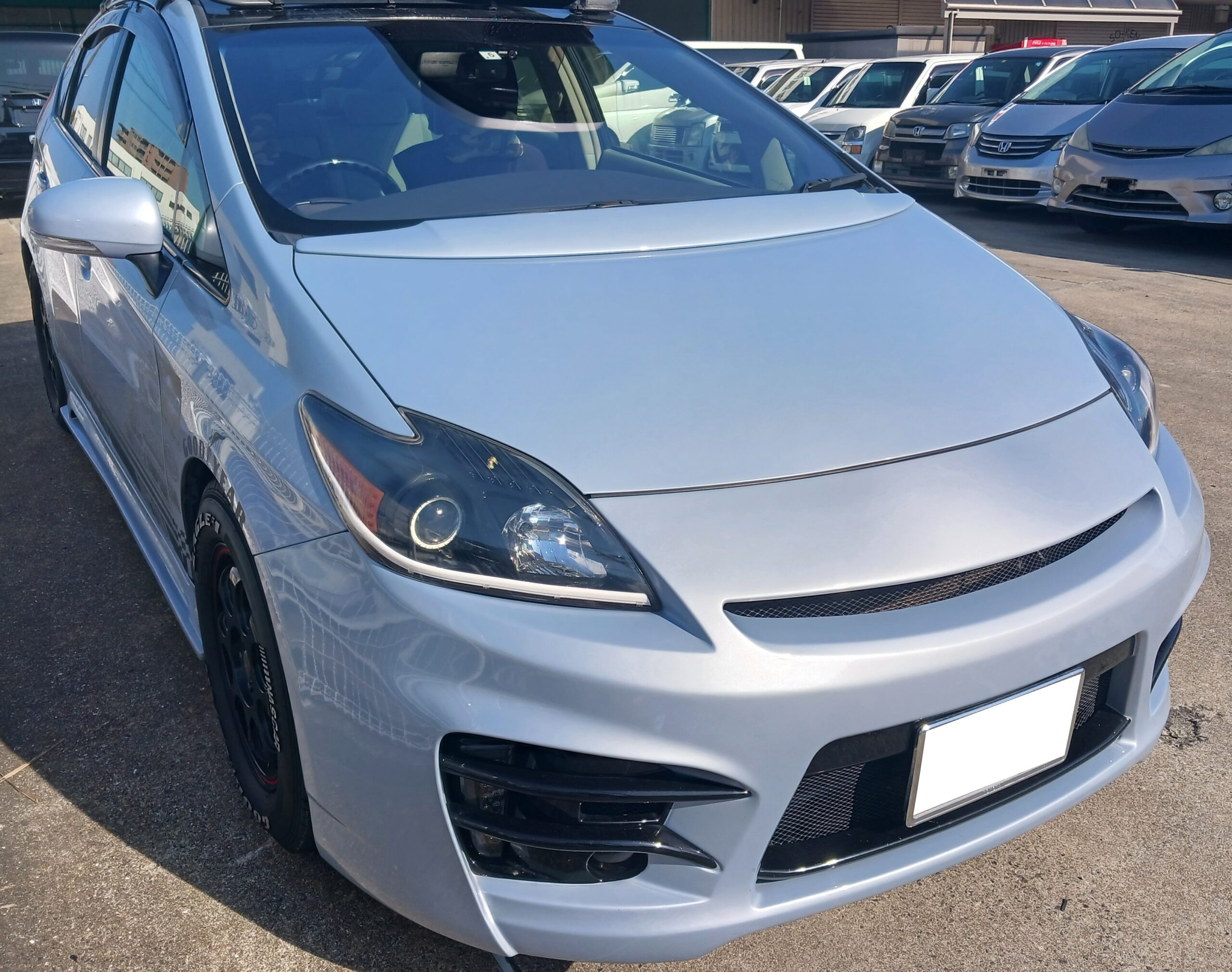 トヨタ プリウス