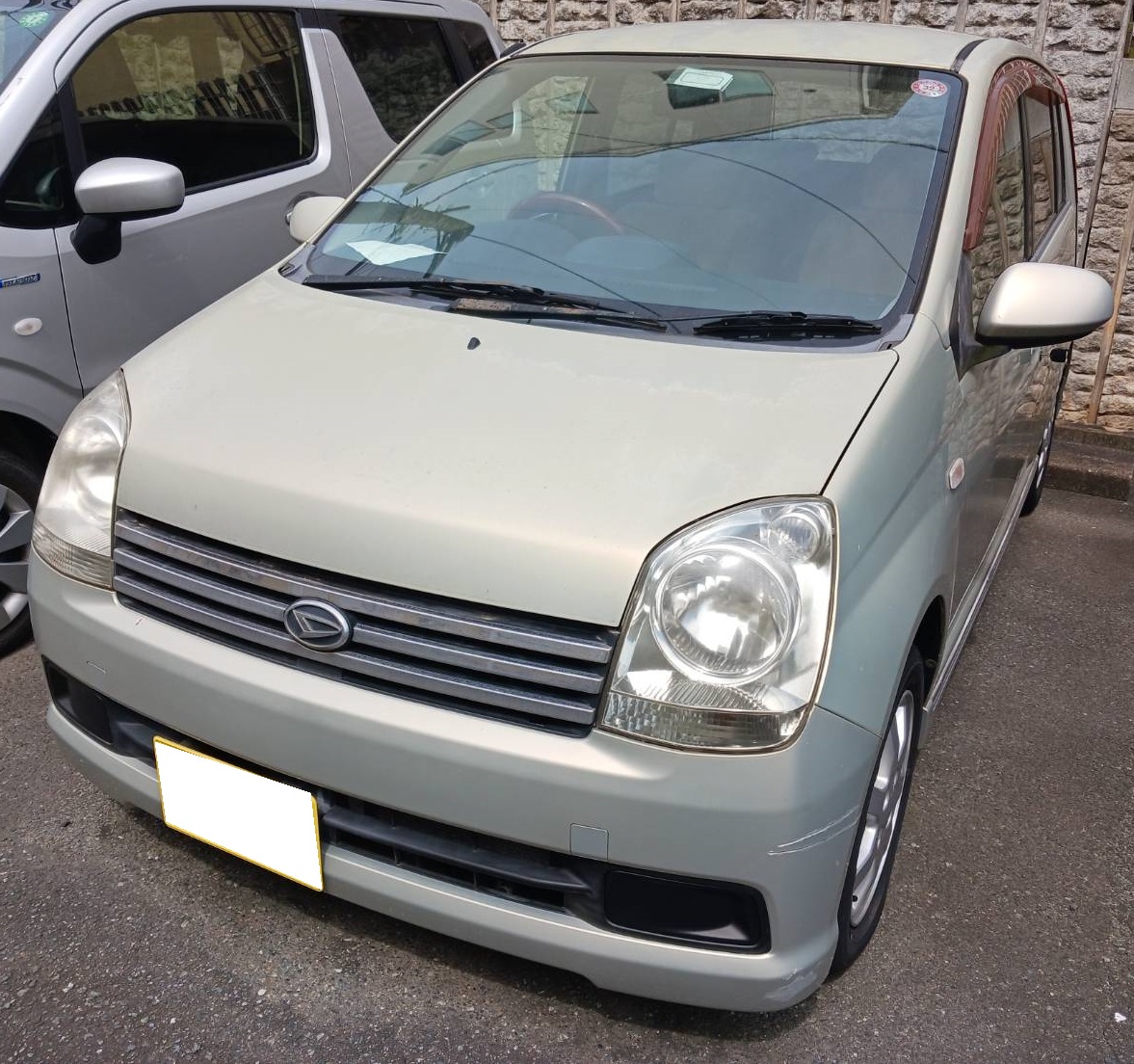 ダイハツ ミラアヴィ