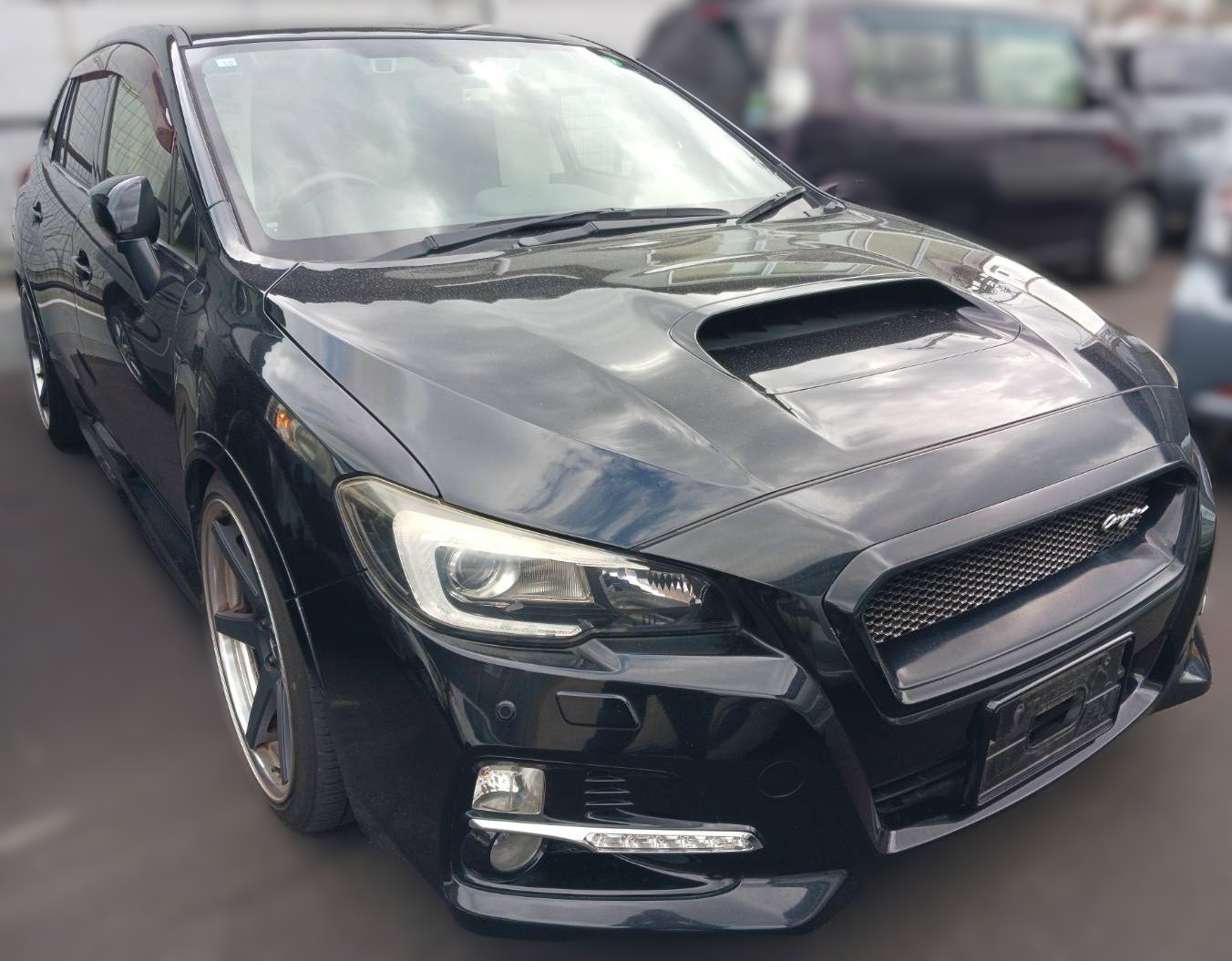 スバル レヴォーグ