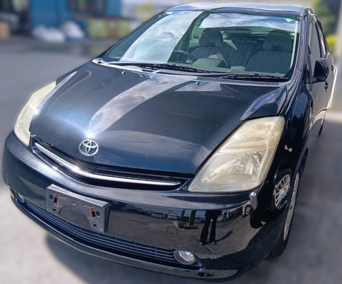 トヨタ プリウス