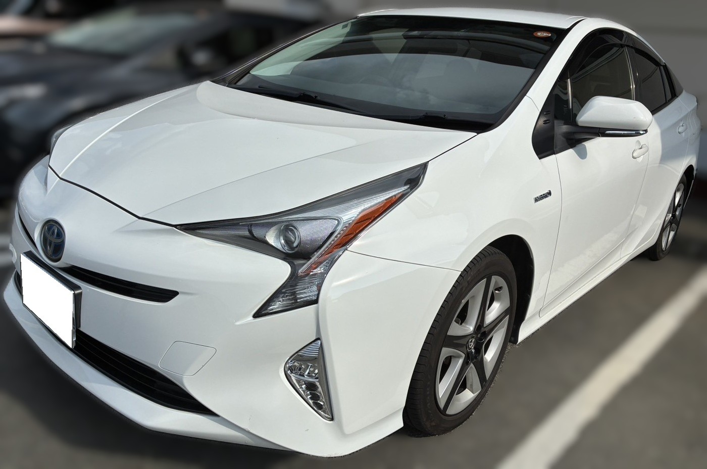 トヨタ プリウス