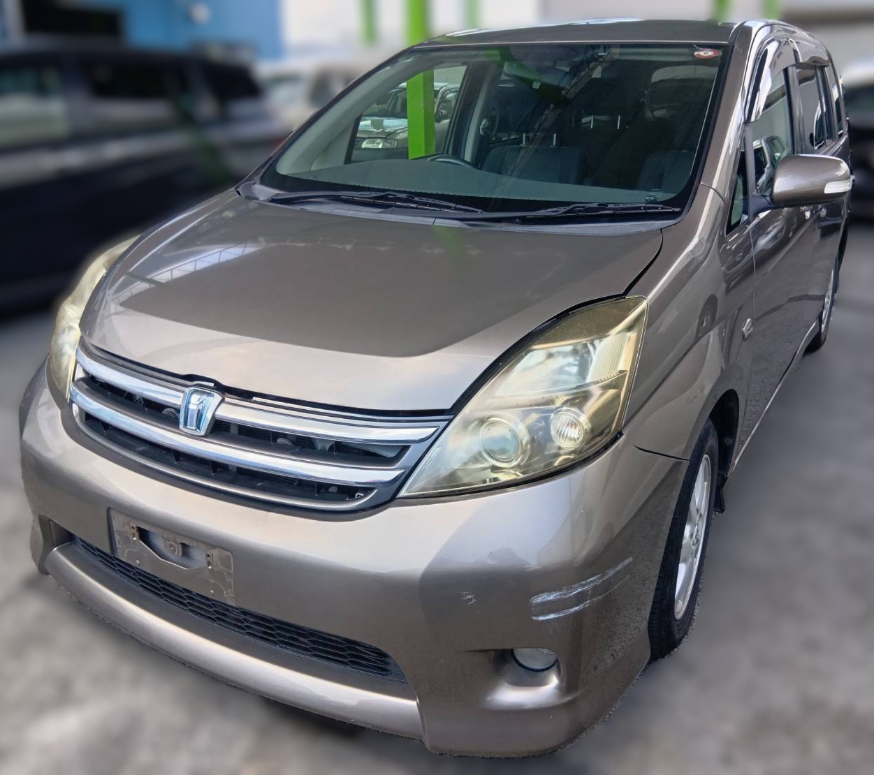 トヨタ アイシス