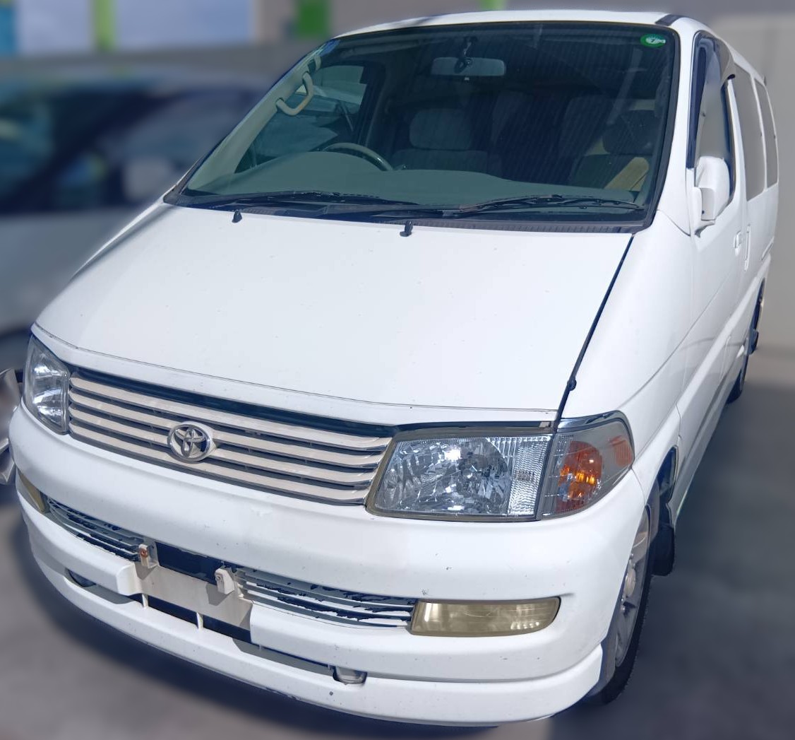 トヨタ ハイエースレジアス