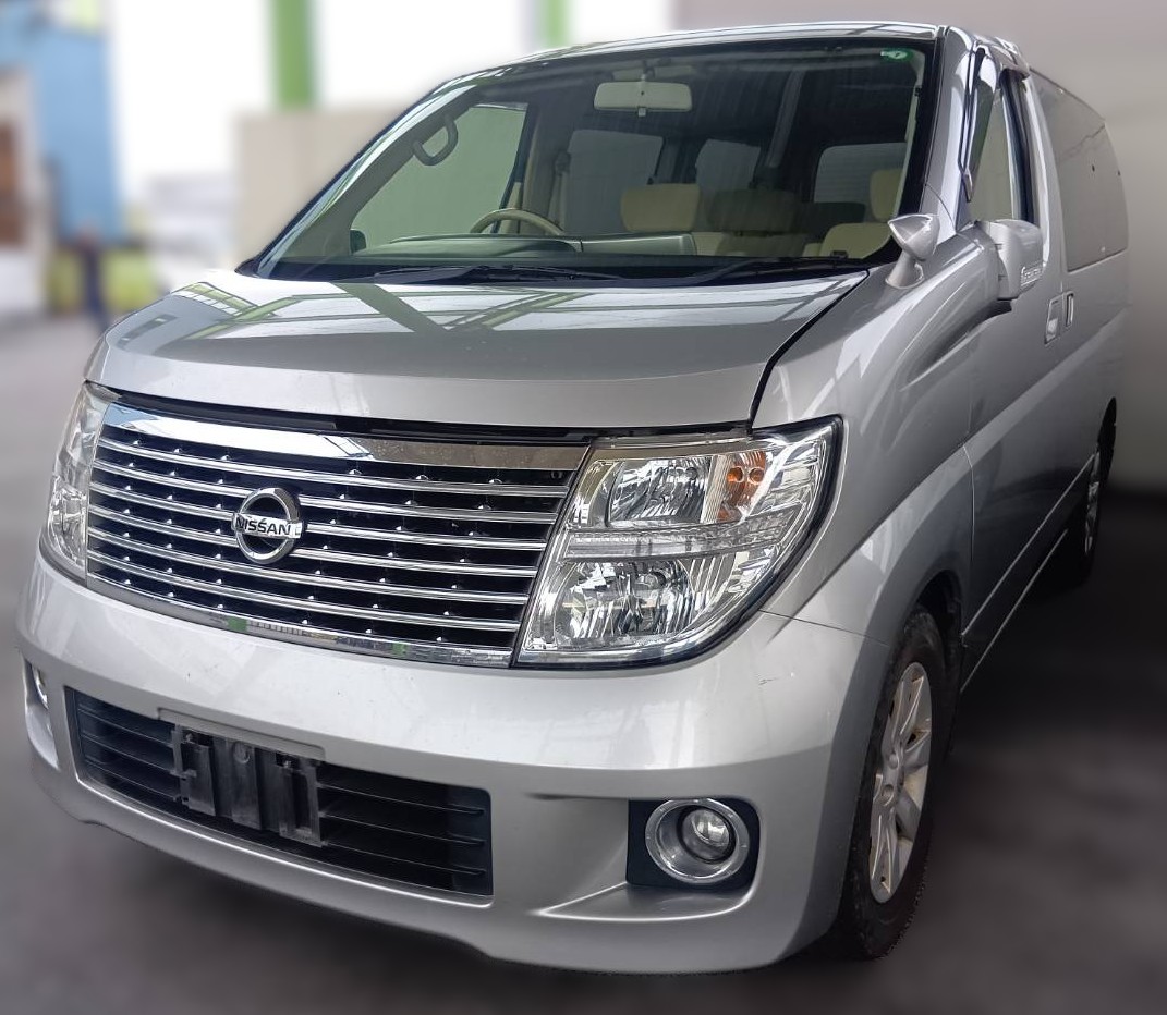 日産 エルグランド