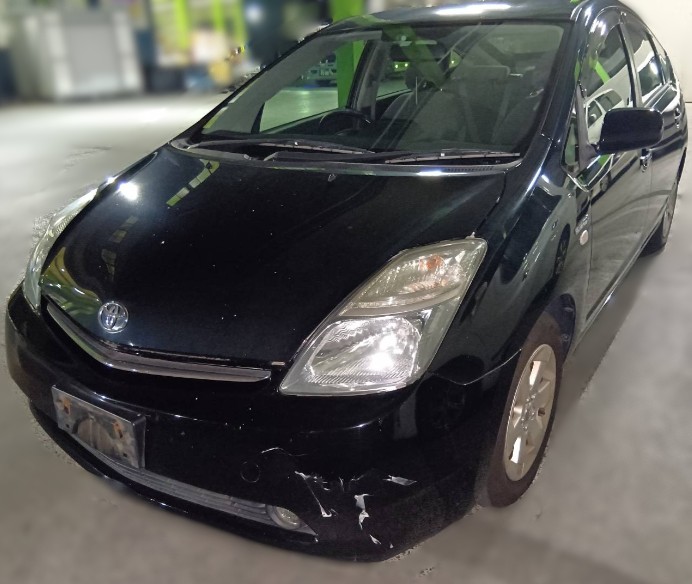 トヨタ プリウス