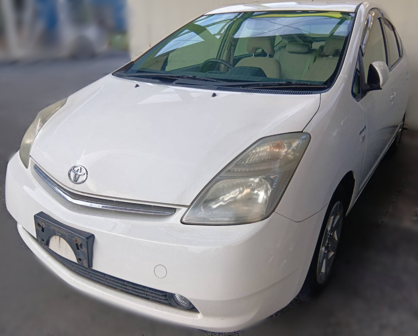 トヨタ プリウス