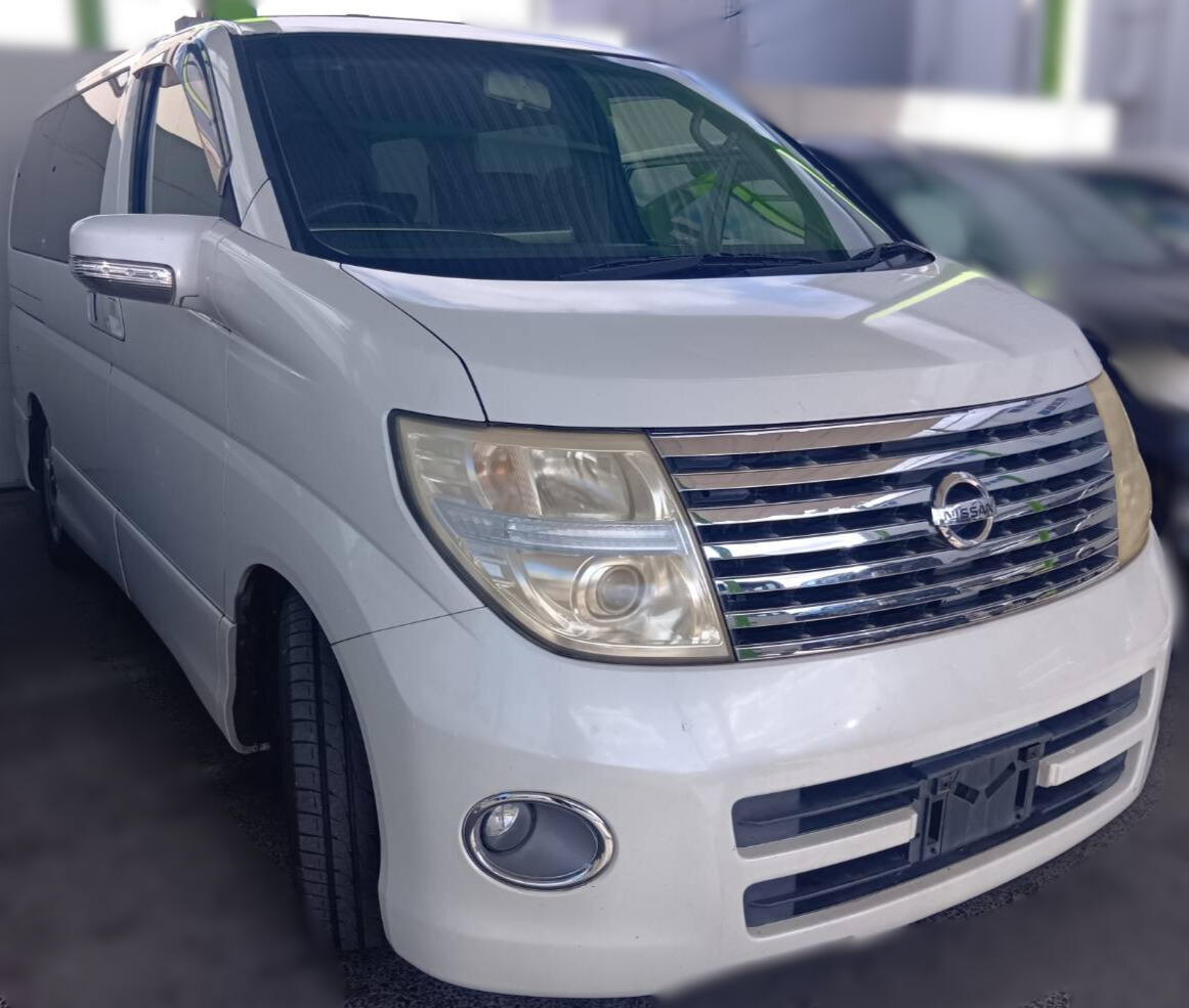 日産 エルグランド