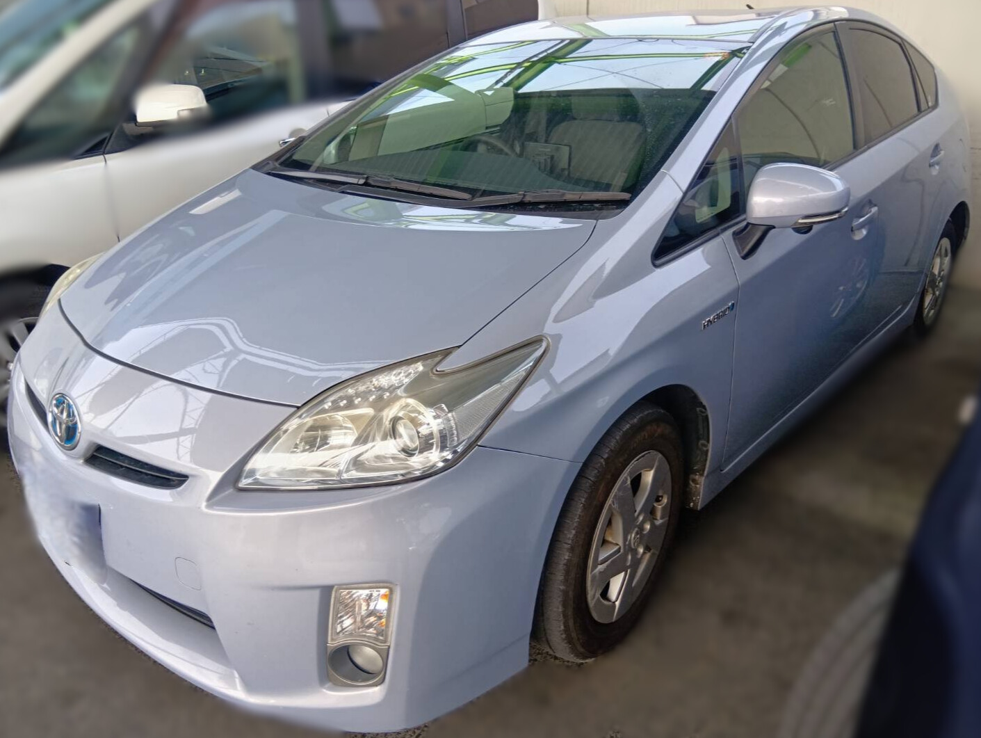 トヨタ プリウス