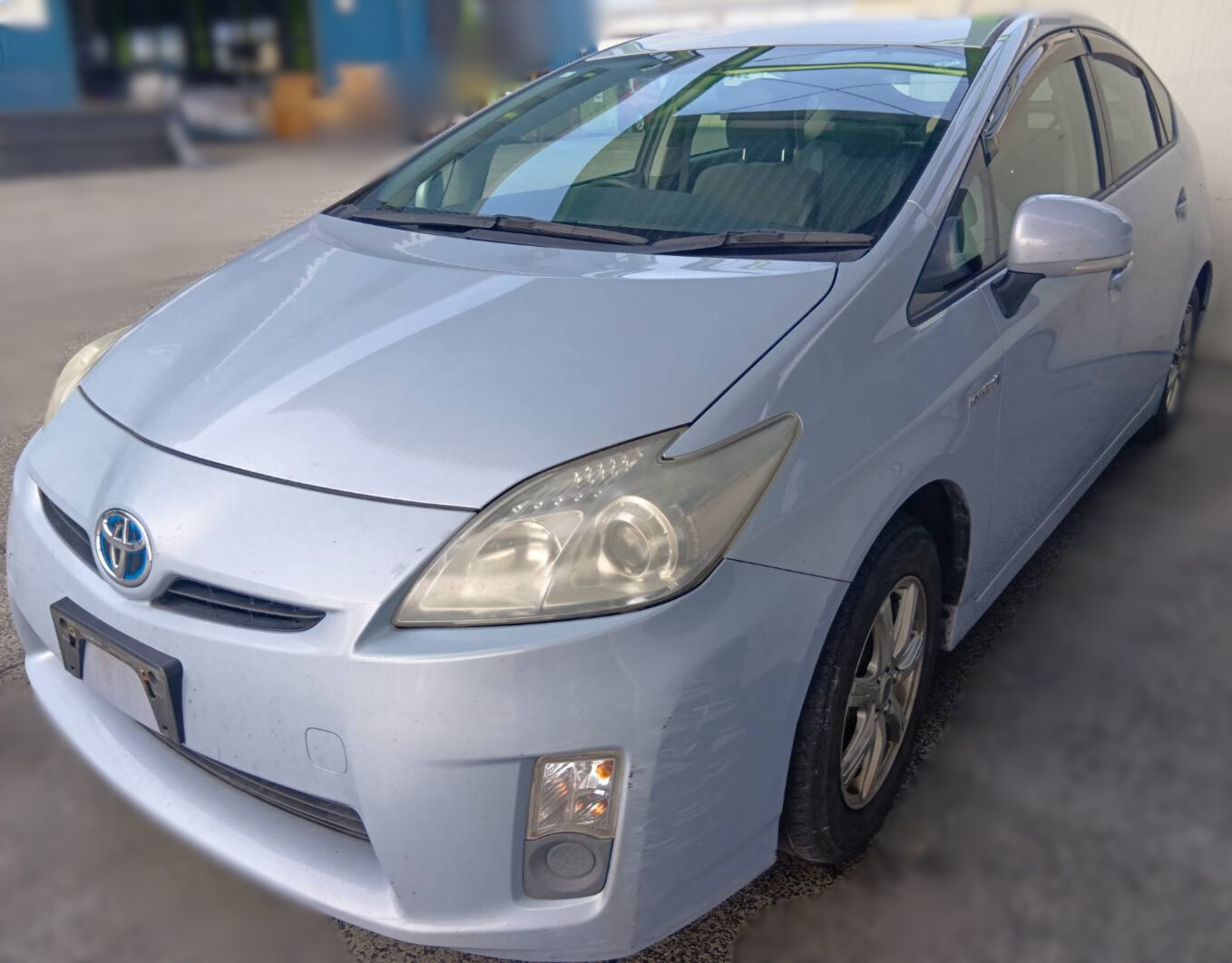 トヨタ プリウス