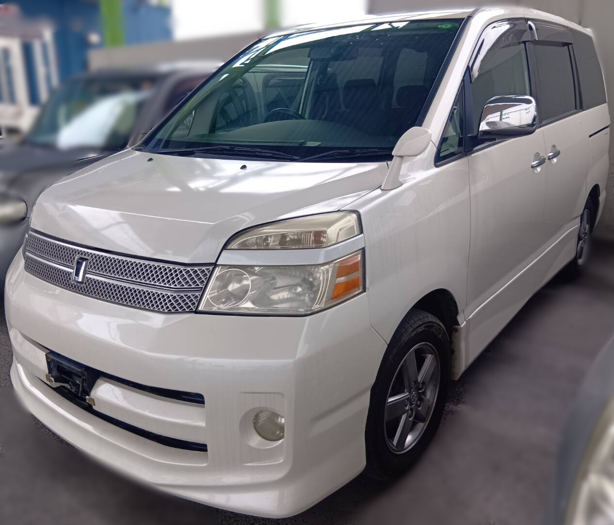 トヨタ ヴォクシー