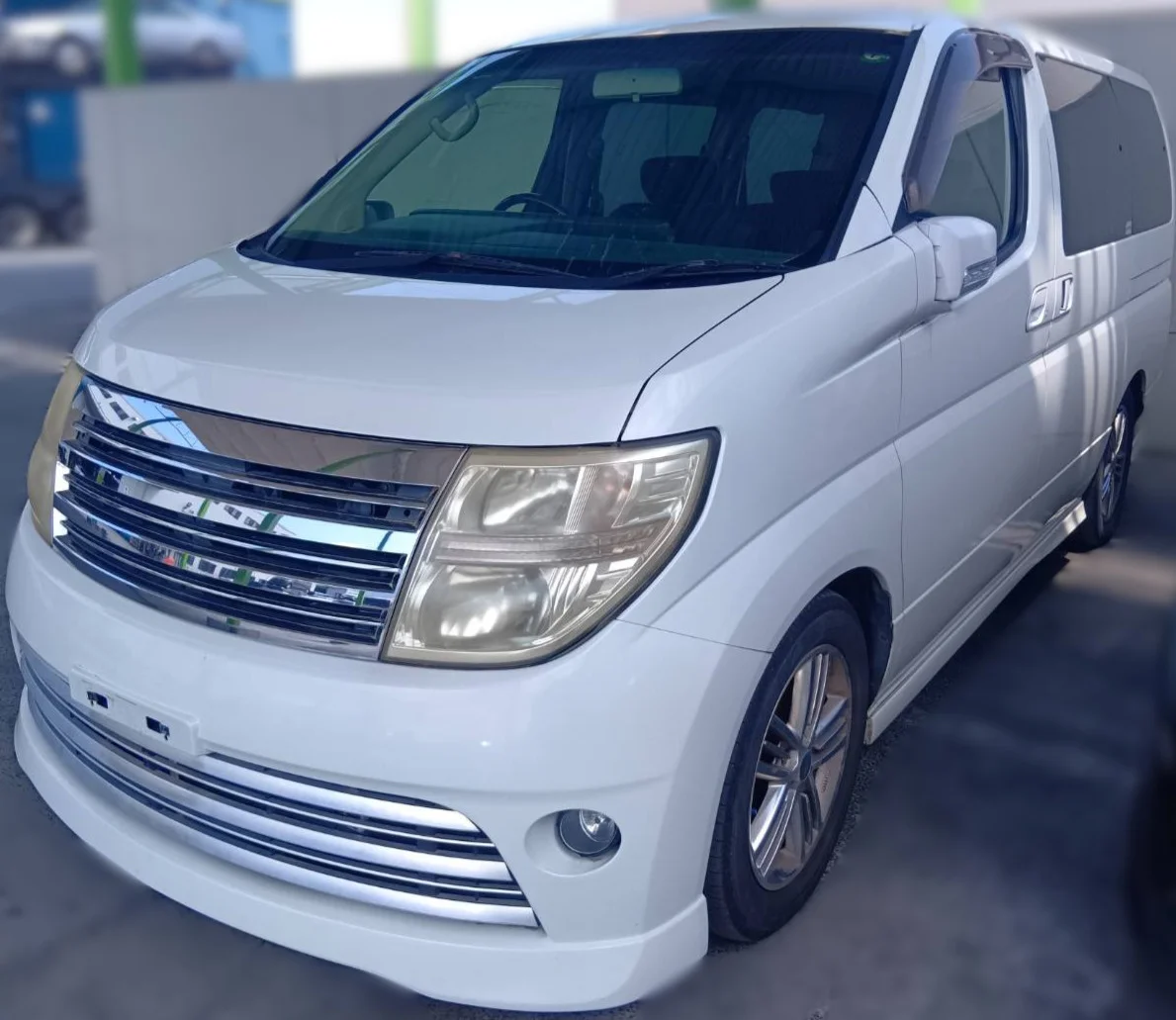 日産 エルグランド