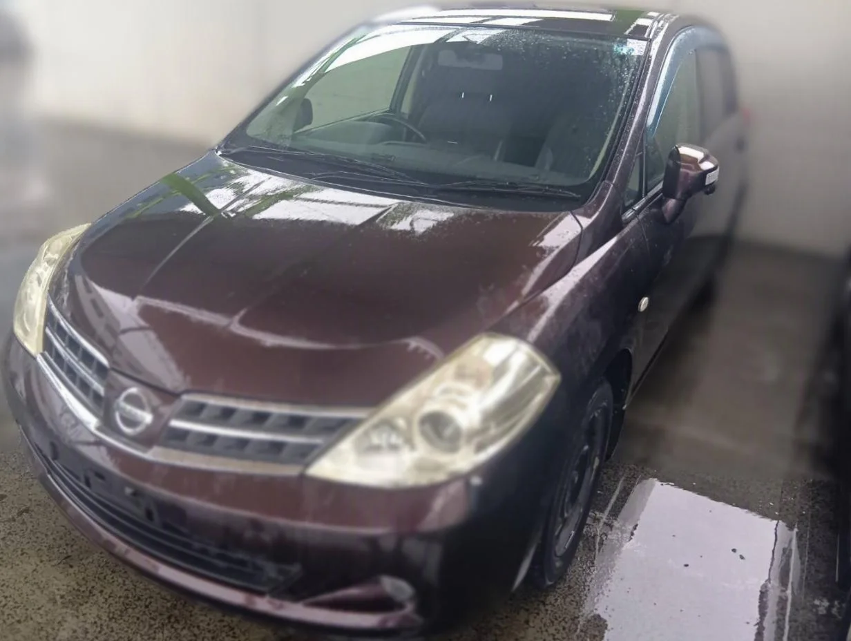 日産 ティーダ