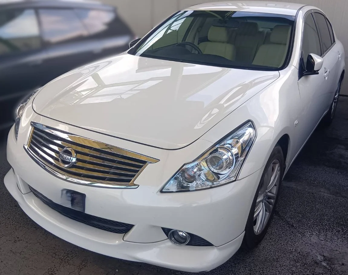 日産 スカイライン